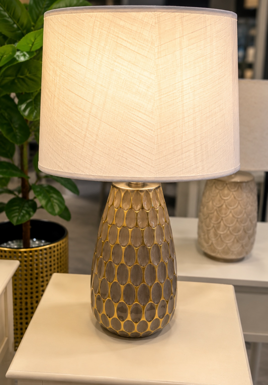 Golden Honeycomb Table Lamp